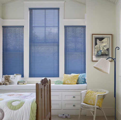 window blinds in popular blue for designer's touch